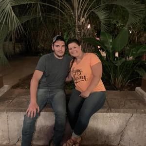 Meet your Posher, Sabrina